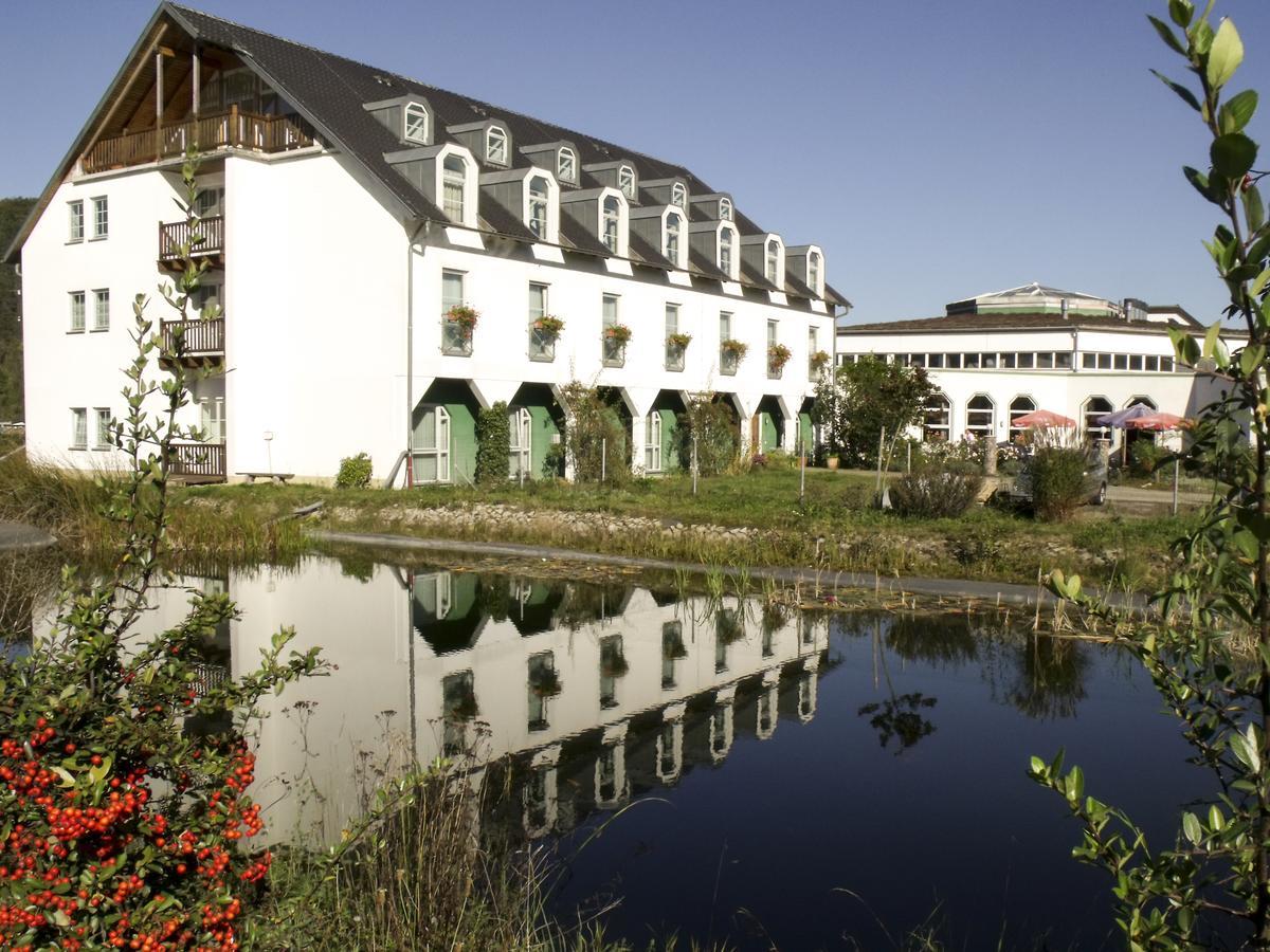 Hotel Zur Werra Шмалькальден Екстер'єр фото